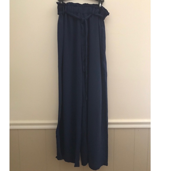Rue21 Pants - 🌼Navy blue palazzo pants.🌼